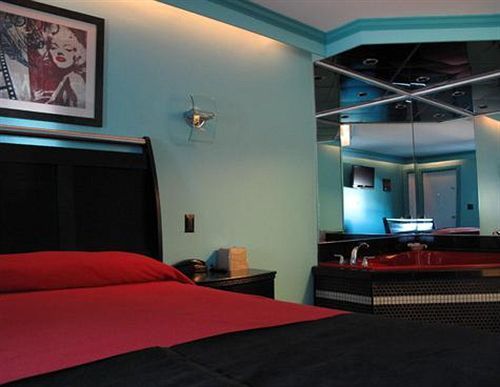 Lakeland Inn - Bohemia Екстер'єр фото