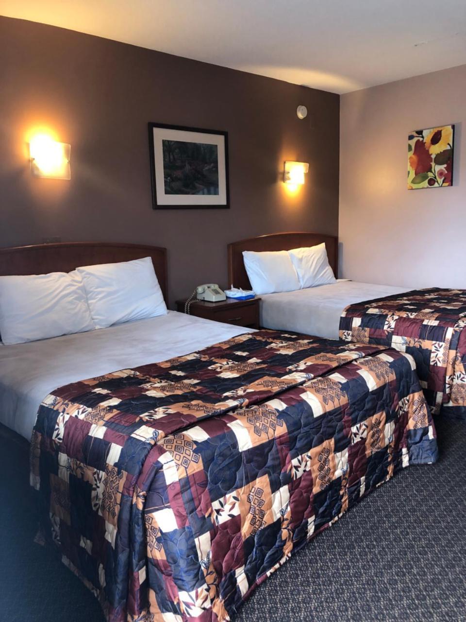 Lakeland Inn - Bohemia Екстер'єр фото